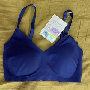 True and Co Triangle Convertible Strap